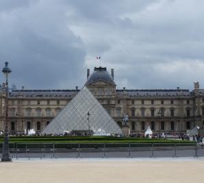 The_Louvre